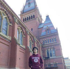 Pedro no campus de Harvard.